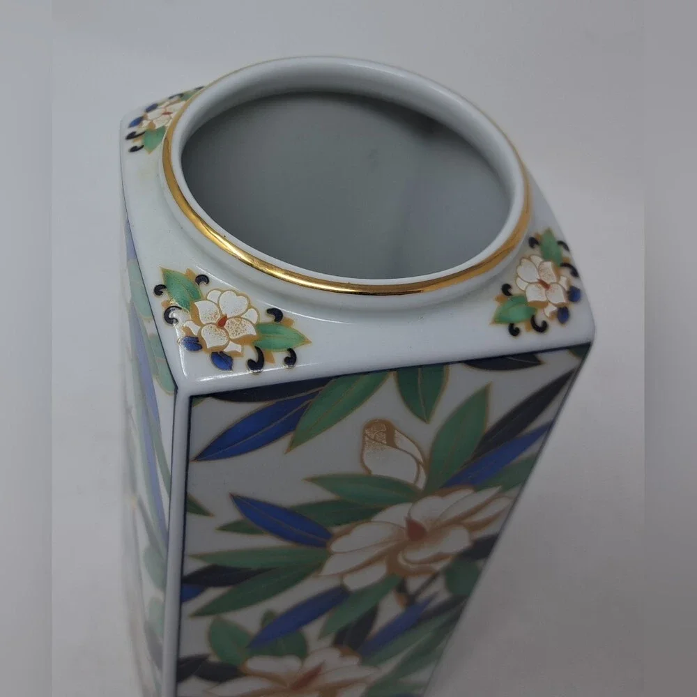 Vintage Takahashi Tropicale Vase Hand Decorated Parrots & Floral Japan 7
